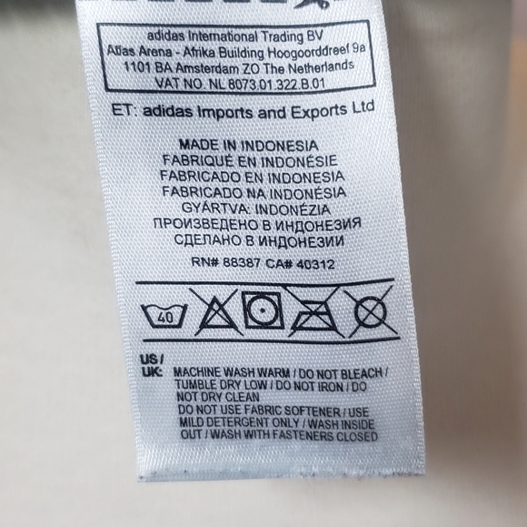 Adidas half zipped running sweater, size Small, turqoise - Picture 8 of 8